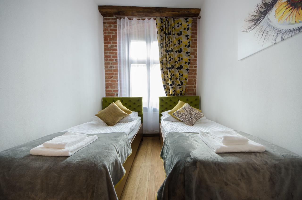 Apartamenty Mieszczanskie U Golebiewskich Torun Luaran gambar