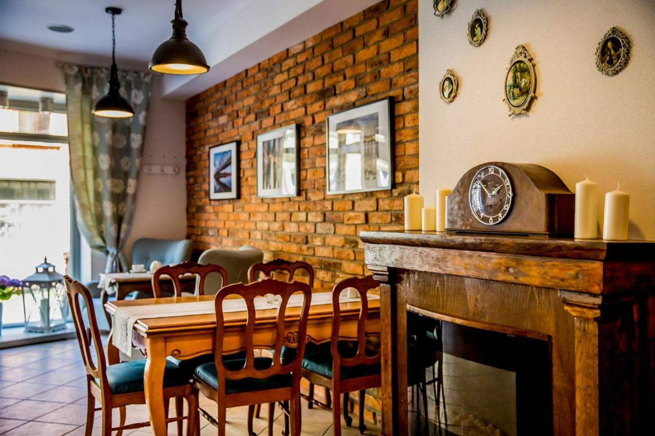 Apartamenty Mieszczanskie U Golebiewskich Torun Luaran gambar
