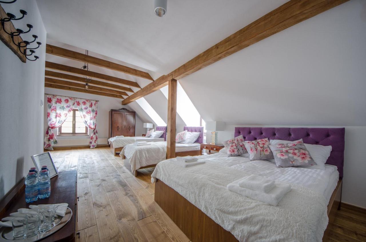 Apartamenty Mieszczanskie U Golebiewskich Torun Luaran gambar