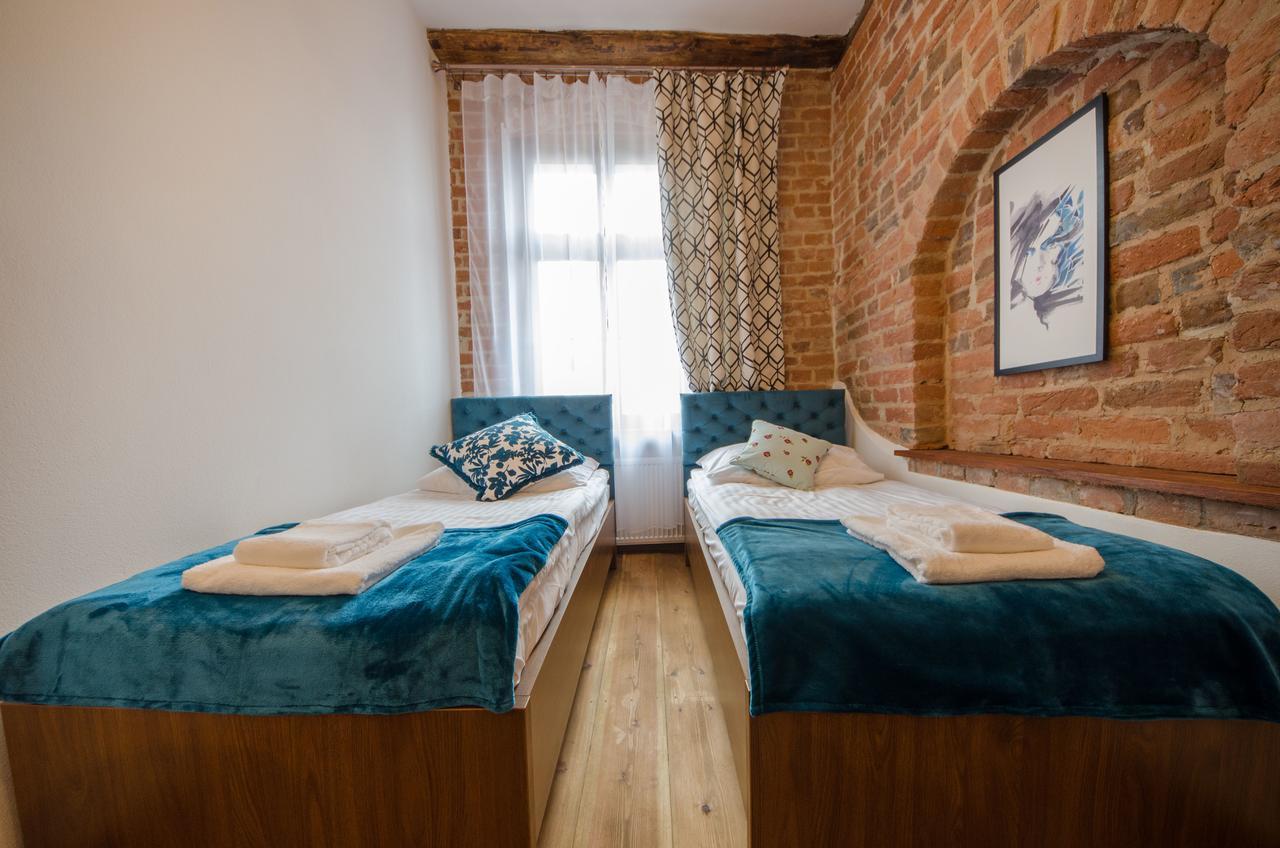 Apartamenty Mieszczanskie U Golebiewskich Torun Luaran gambar