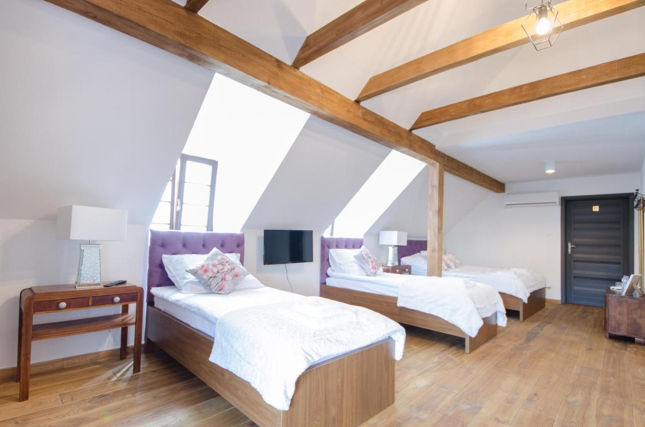 Apartamenty Mieszczanskie U Golebiewskich Torun Luaran gambar
