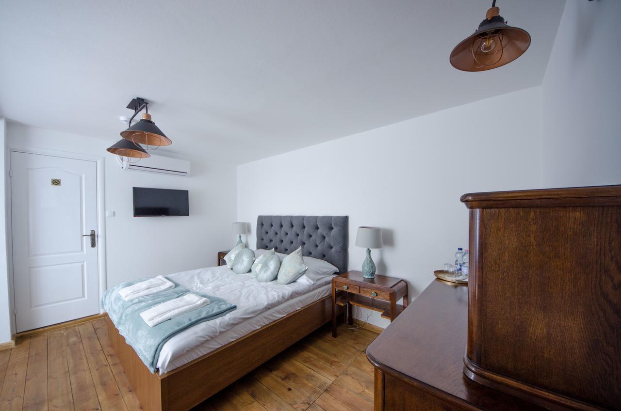 Apartamenty Mieszczanskie U Golebiewskich Torun Luaran gambar