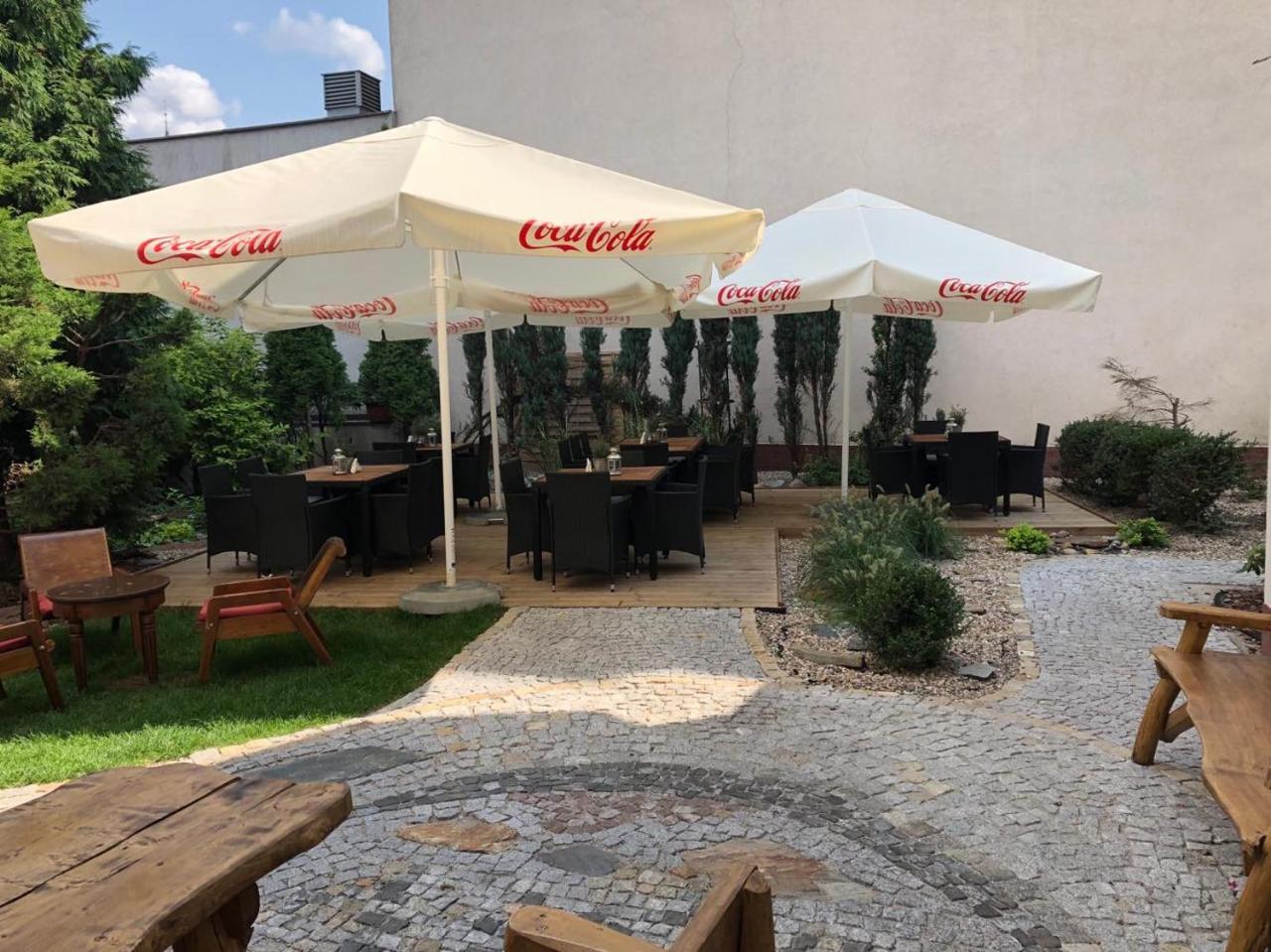 Apartamenty Mieszczanskie U Golebiewskich Torun Luaran gambar