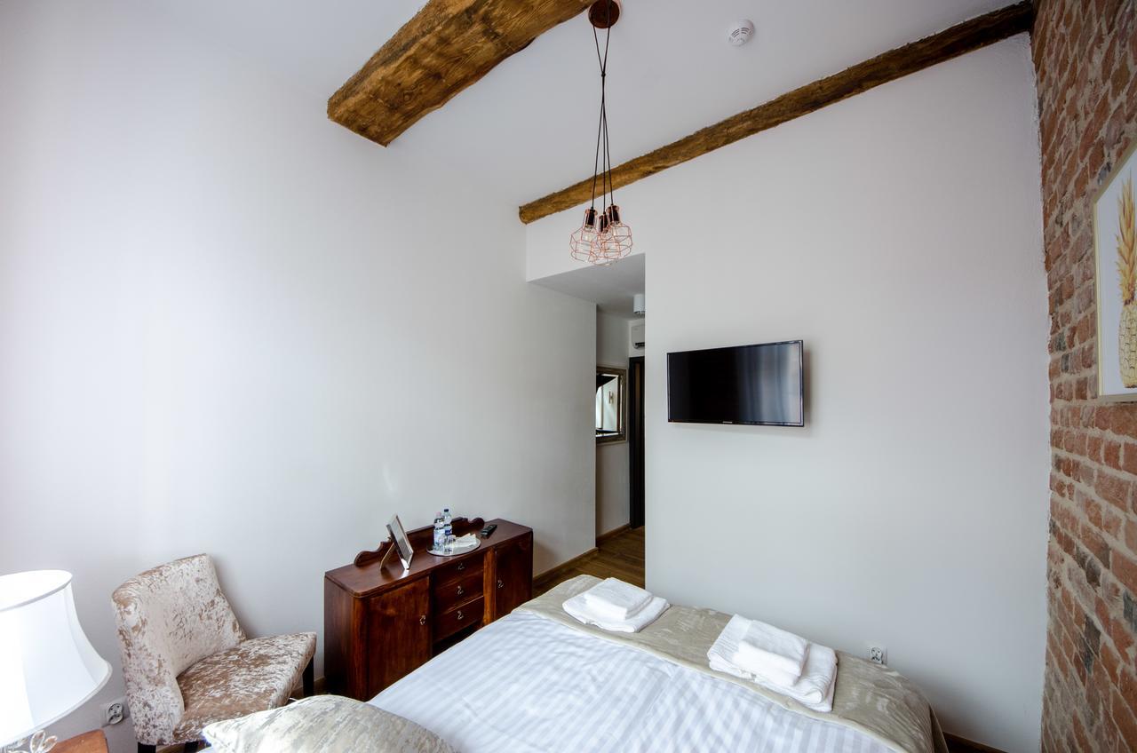 Apartamenty Mieszczanskie U Golebiewskich Torun Luaran gambar