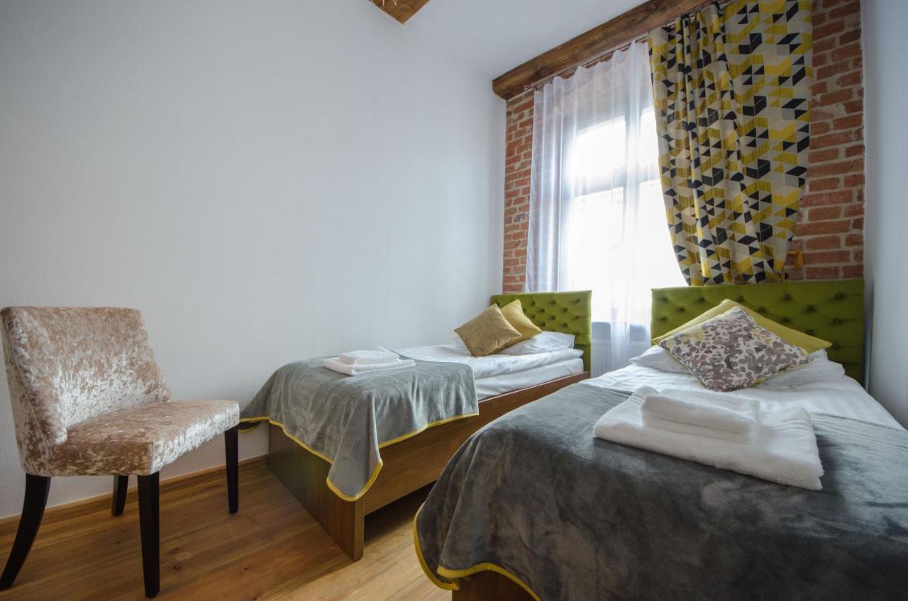 Apartamenty Mieszczanskie U Golebiewskich Torun Luaran gambar