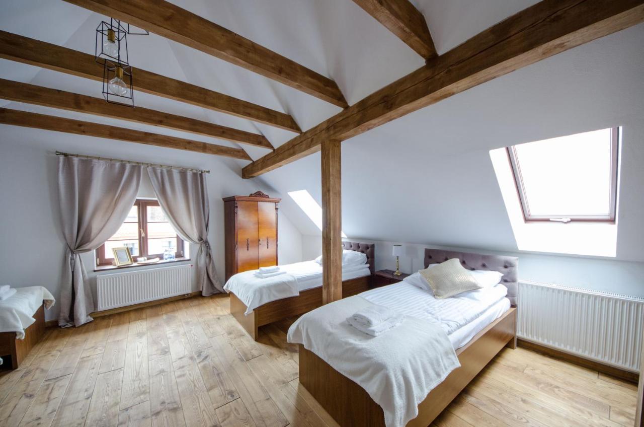 Apartamenty Mieszczanskie U Golebiewskich Torun Luaran gambar