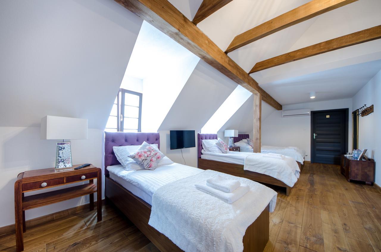 Apartamenty Mieszczanskie U Golebiewskich Torun Luaran gambar