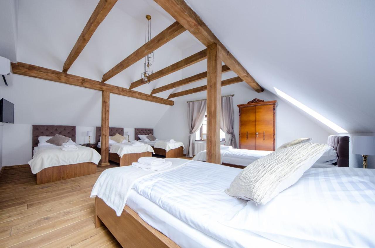 Apartamenty Mieszczanskie U Golebiewskich Torun Luaran gambar