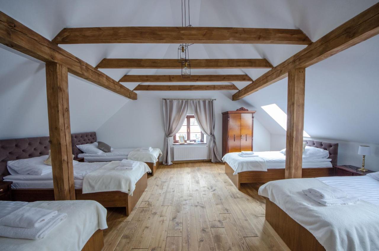 Apartamenty Mieszczanskie U Golebiewskich Torun Luaran gambar