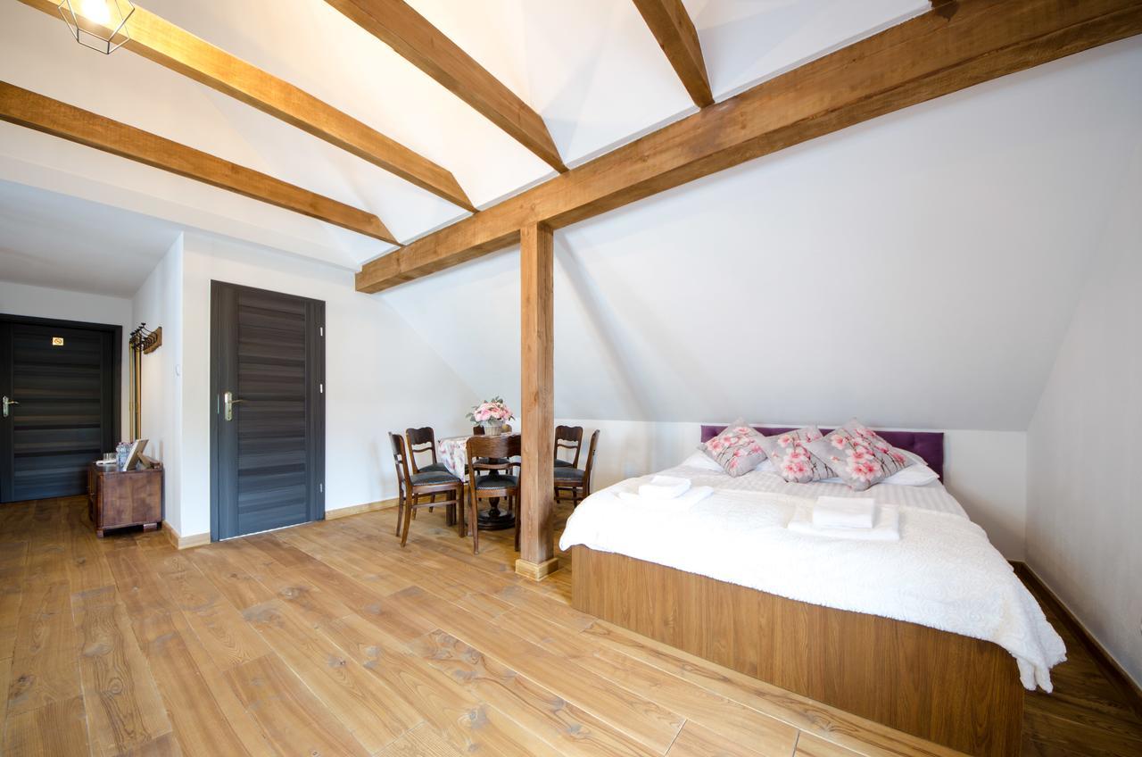 Apartamenty Mieszczanskie U Golebiewskich Torun Luaran gambar