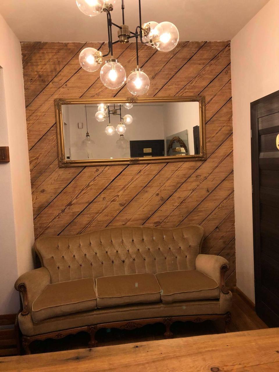 Apartamenty Mieszczanskie U Golebiewskich Torun Luaran gambar