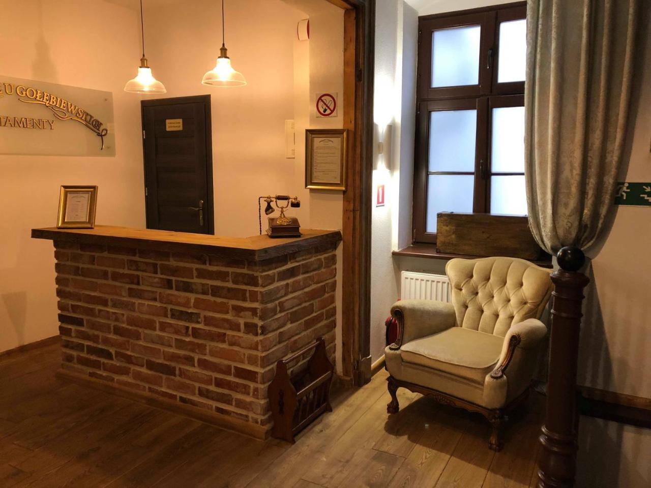 Apartamenty Mieszczanskie U Golebiewskich Torun Luaran gambar